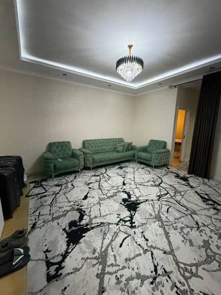 Район - Алмазарский<br />
Ориентир - Беруний<br />
Комнат - 