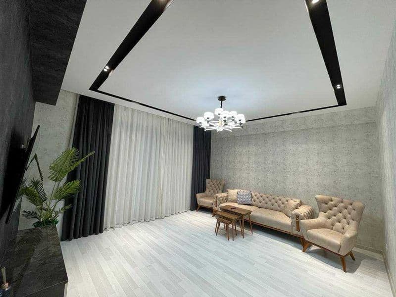 Аренда в центре!<br />
2/3/8 - 600уе НОВОСТРОЙКА<br />
<br /