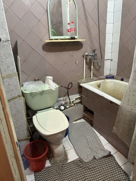 Сдаю 1/4/5 кирпич<br />
лоджия 2х6,42 кв.м.<br />
Мебель,тех — фото 4