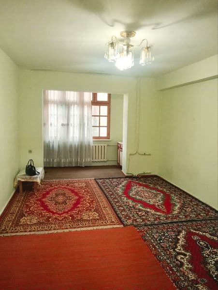 Юнусабад 2 кварталда 1 хона шинамгина уй оилага ижарага бери