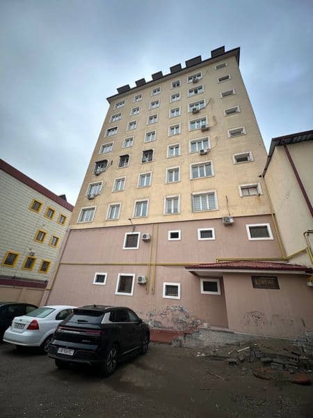 Район - Алмазарский<br />
Ориентир - Жомий<br />
Комнат - 3<