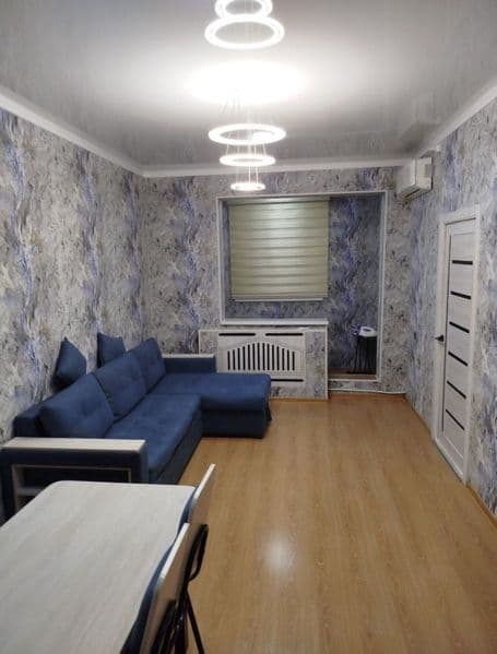 2/4/4  48м2<br />
Сдается на короткий срок.<br />
От 2х неде