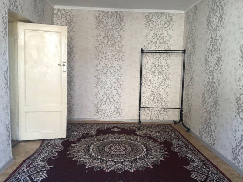 Квартира на дубовом !!! Семейным!<br />
На долгий срок!!! ма