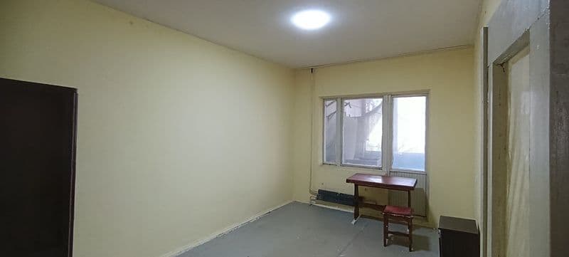 Сдаётся 2х комнатная квартира на 1 этаже 9 этажного дома! Ор