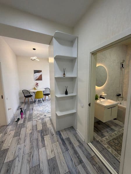 Сдаю 2 комнатную квартиру в новостройке на долгий срок