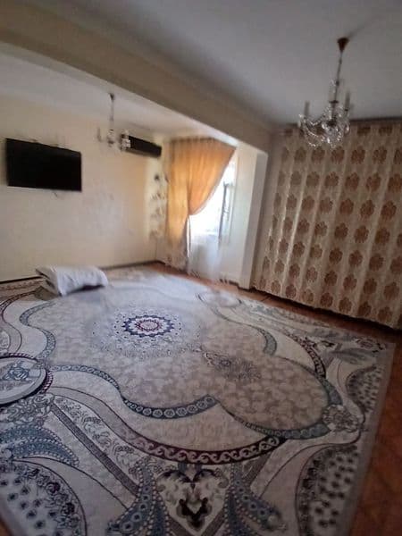 Ichmaydigan chekmaydigan toza ozoda oʻqiydigan ishlaydigan b