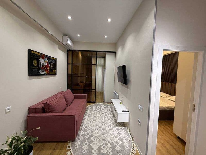 Район: Шайхантахурский<br />
Адрес: Дружба Народов<br />
ЖК 