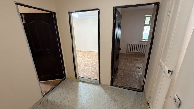 Arenda Qora-qamish 1/2 Mavzesi <br />
2 xona Faqat Zags Oyla — фото 3