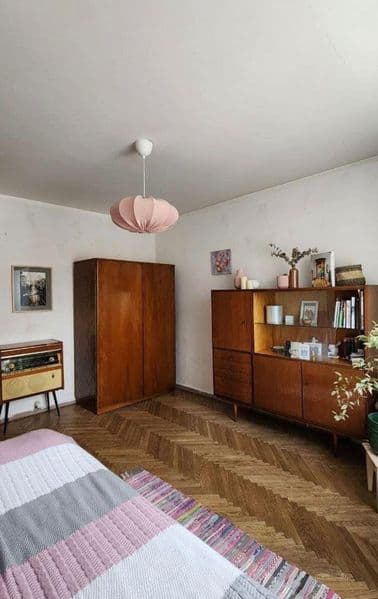 Аренда! 1 комн квартира, 40 кв м, состояние среднее, 3 этаж 