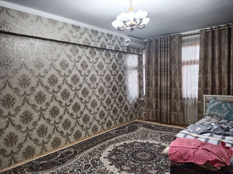 Кизларга шерикликка Юнсобот минор метро олдида 3 хонали квар