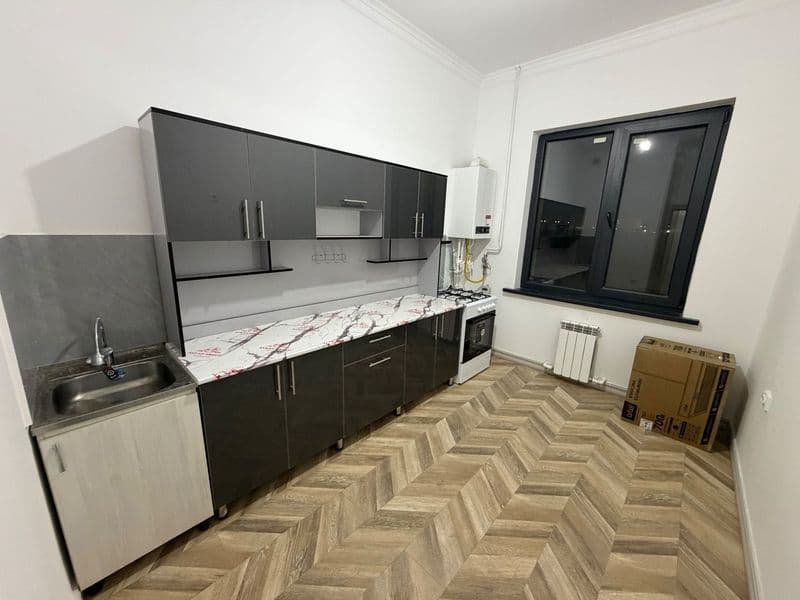 Yangi Oʻzbekiston bogʻining oldida,<br />
Novostroyka dom,<b — фото 2