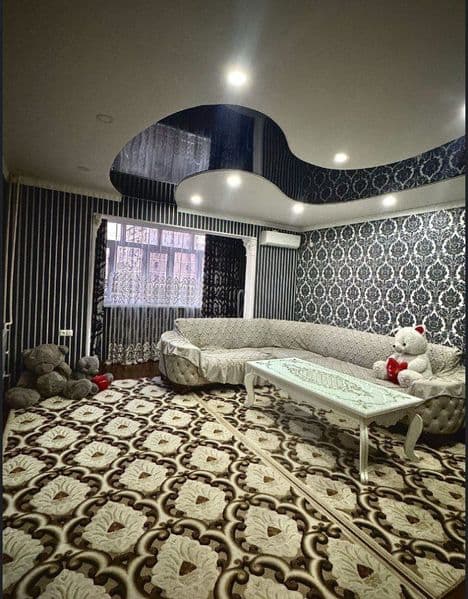 yakkasaroy next yonida arenda kvartira bor 2 xonalik 290$ xa