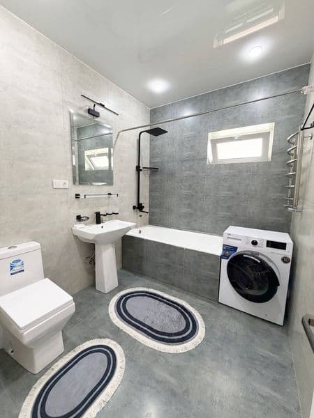 Аренда 1100$<br />
3/4/4<br />
Общая площадь : 70 м2 <br />
 — фото 5