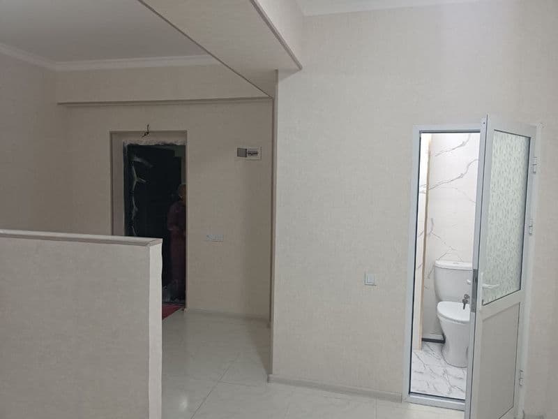 Ijaraga beriladi Olmos dahasida rohat metro bekatiga yaqin. 