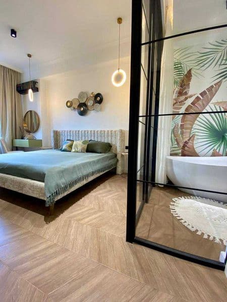 Район: Шайхантахурский<br />
Адрес: Ташкент сити<br />
<br /