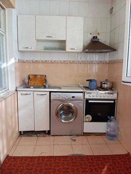 своя чистая 2-х комнатная квартира со стоянкой на 1 этаже 2- — фото 5