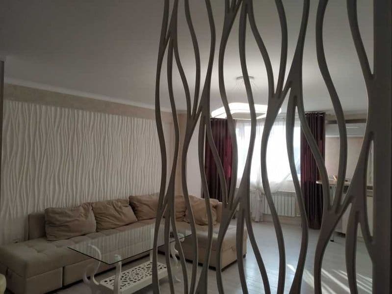 Район: Мирабадский <br />
Адрес: Айбек<br />
Ориентир: Метро