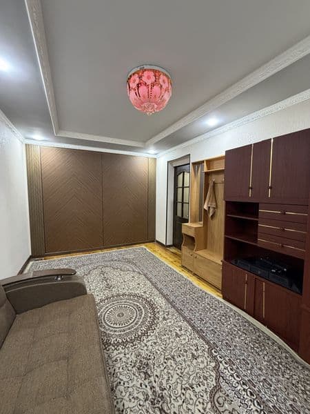 1 комнатная евро ремонт мебель техника. 2 этаж 5 этажный кер