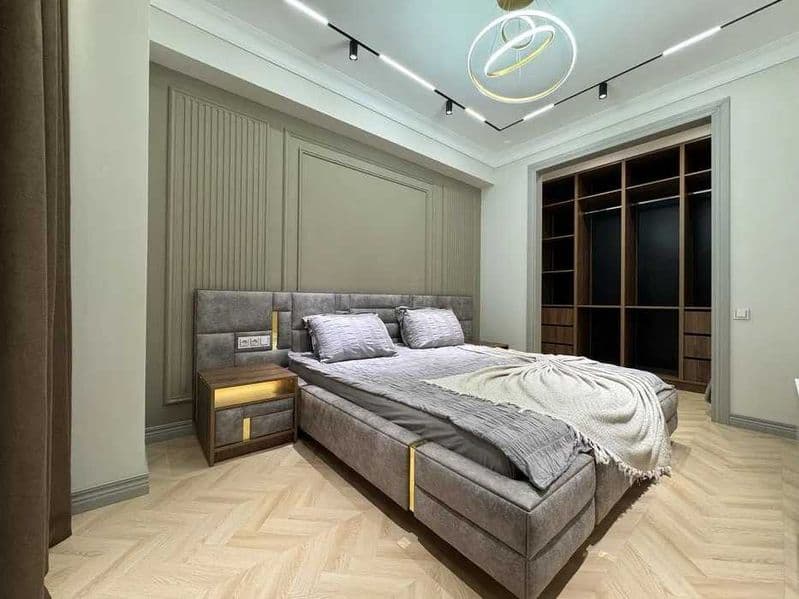 Район: Яккасарайский<br />
Адрес: Бабур<br />
<br />
• Комна