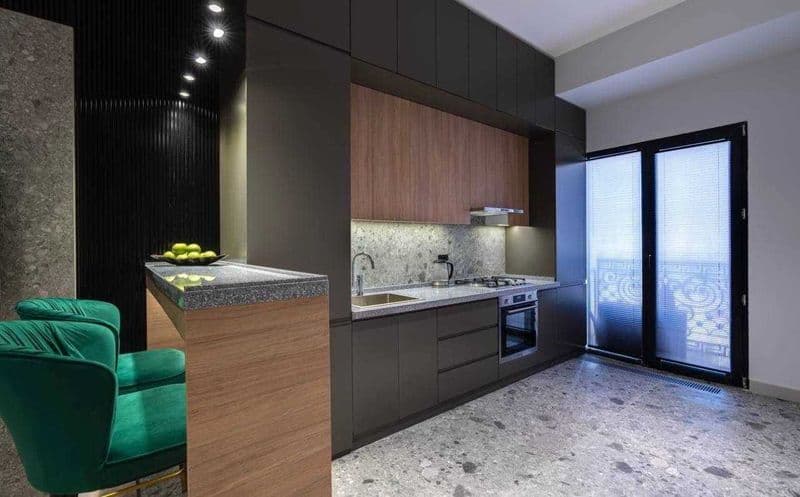 ЖК: Казахстан<br />
Класс: Бизнес<br />
Комнаты:2<br />
этаж — фото 4