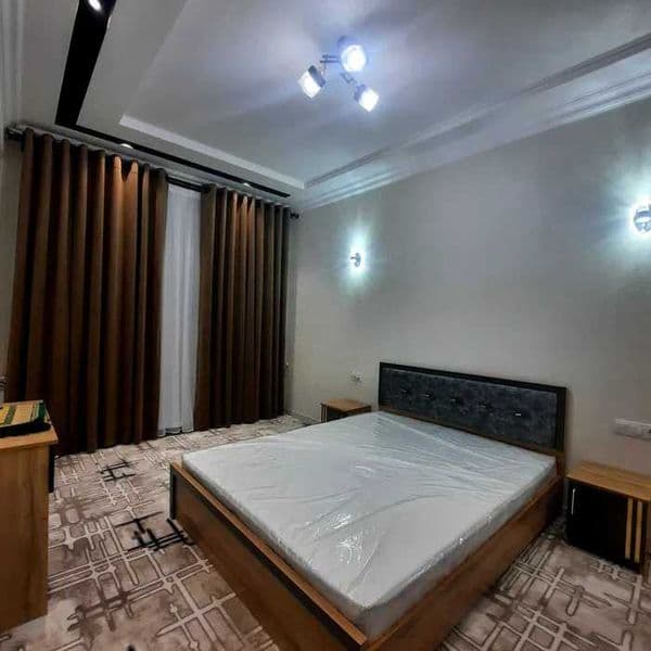 Сдаётся КЛАССНАЯ квартира<br />
<br />
• Район: Яшнабадский<