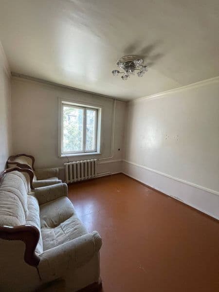 Арендага 5.хонали оилага  ибн сино берилади тоза ремонт расм