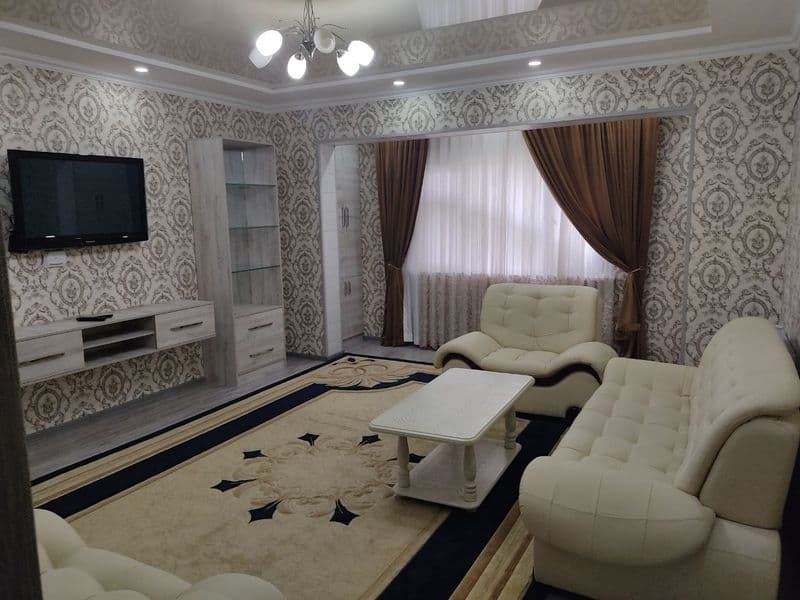 Сдам на долгосрочную аренду свою 2 комнатную квартиру 2/5/9.