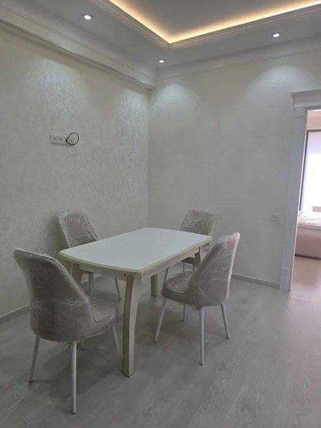 Сдаётся шикарная 2-комнатная квартира<br />
<br />
Район: Чи — фото 4