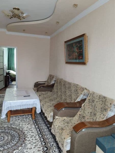 uchtepa 21 <br />
2/4/4<br />
hama sharoiti bor <br />
450$<