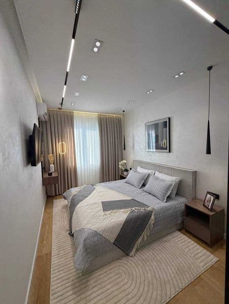 Шерикликка ижарага квартира бор <br />
Адрес: ц1 <br />
Орин