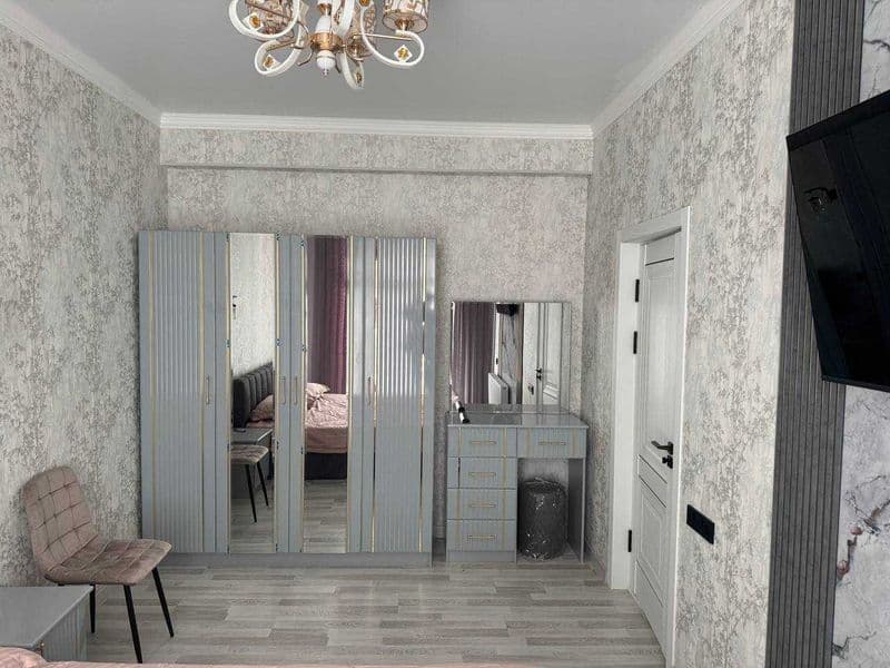 Сдаётся 1-комнатная квартира в современном доме, район Юнуса — фото 5