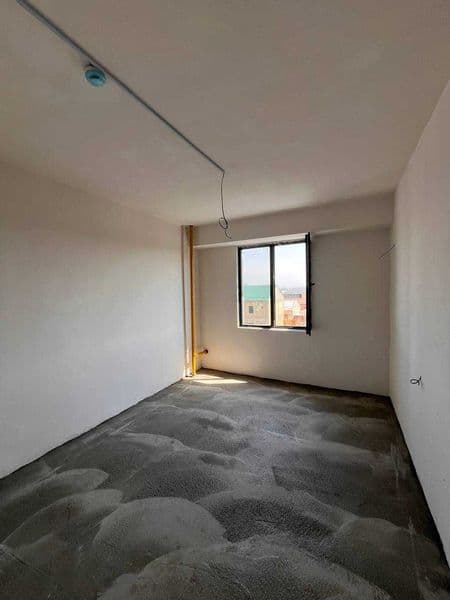 1 хонали Новостройка уй 3-этаж оилага берилади<br />
<br />
