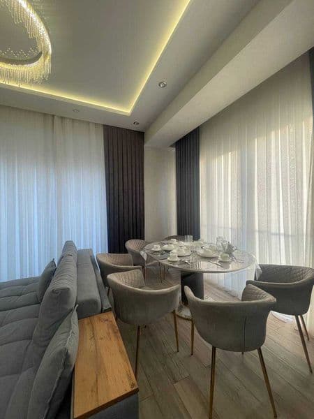 Сдаётся квартира в Шайхантахурском  районе. <br />
<br />
Ад