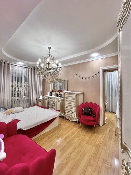 Квартира сдаётся на долгий срок.<br />
Полностью укомплектов