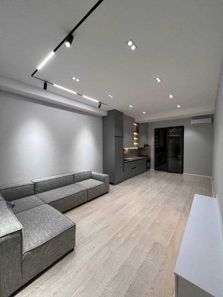 Район: Яккасарайский<br />
Адрес: ЦУМ<br />
<br />
Комнат: 2