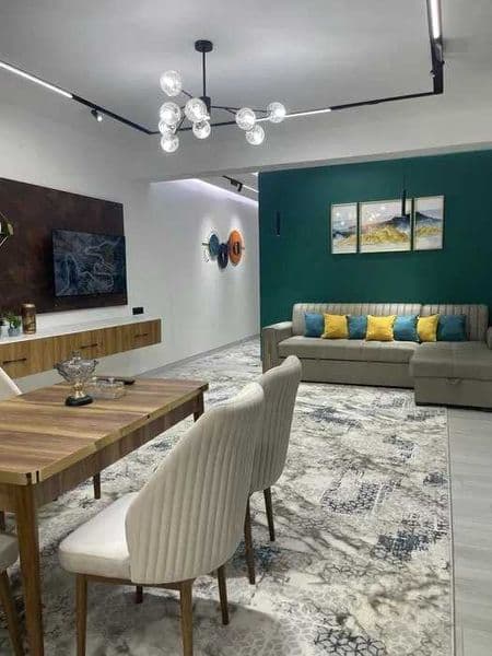 Район: Юнусабадский<br />
Адрес: Бадамзар<br />
<br />
• Ком