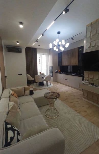 Сдаётся отличная квартира в центре города. Со всеми удобства