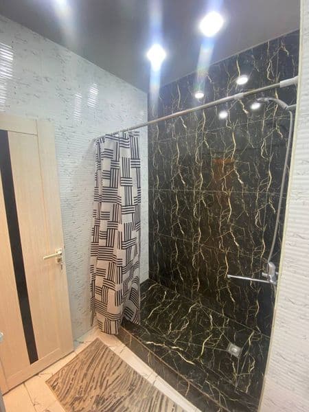 аренда Чиланзар 2 квартал <br />
1*2/2/4.<br />
Цена 450$ Ко