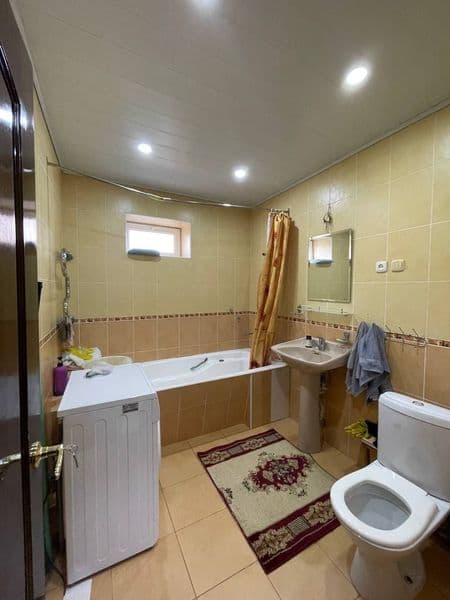 Сдаю квартиру в аренду <br />
Юнусабад 18, Чайка <br />
2 ко