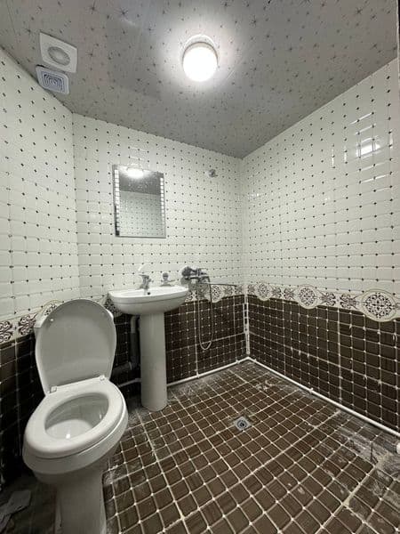 Этаж: 3 из 9<br />
Площадь: 32 м²<br />
Квартира просторная  — фото 2