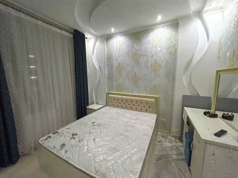 Район: Яшнабадский<br />
Адрес: Махтумкули<br />
<br />
Комн