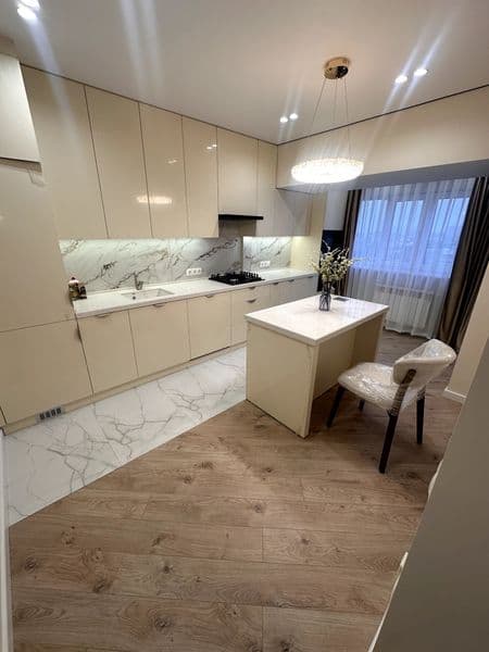 Сдаётся новая дизайнерская квартира с панорамным видом <br / — фото 4