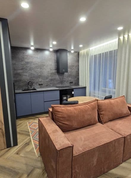 Квартира находится возле Буз базарчика ,сдается молодым семь