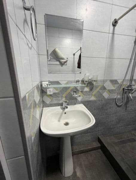 Юнсобод Шахристон метро якинида арендага квартира берилади<b — фото 4