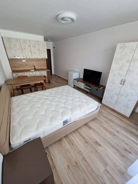 1 хонали<br />
18 этаж<br />
22 этажли дом<br />
Кора камиш 