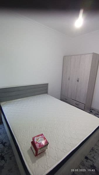 Oilaga ijaraga beriladi. kvartira sergeli 5 metrodan piyoda 