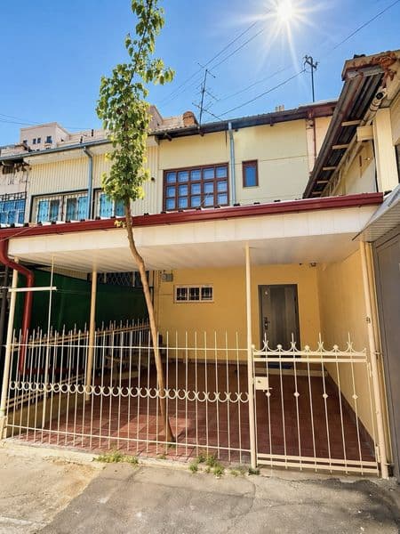 Добро пожаловать в уютный таунхаус с винтовой лестницей в са