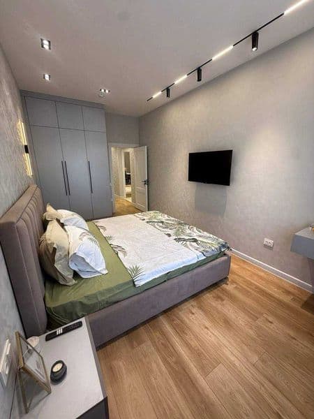 Сдаётся шикарная 3-комнатная квартира в Новостройка<br />
<b — фото 2