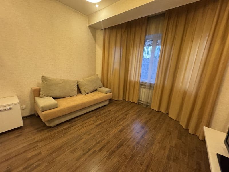 Срочно! Аренда квартиры в центре города, 3 комнатная квартир — фото 4