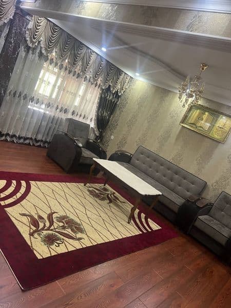 Сдам квартиру на Юнусабаде 17 квартал 4 комнатная удвоенный 